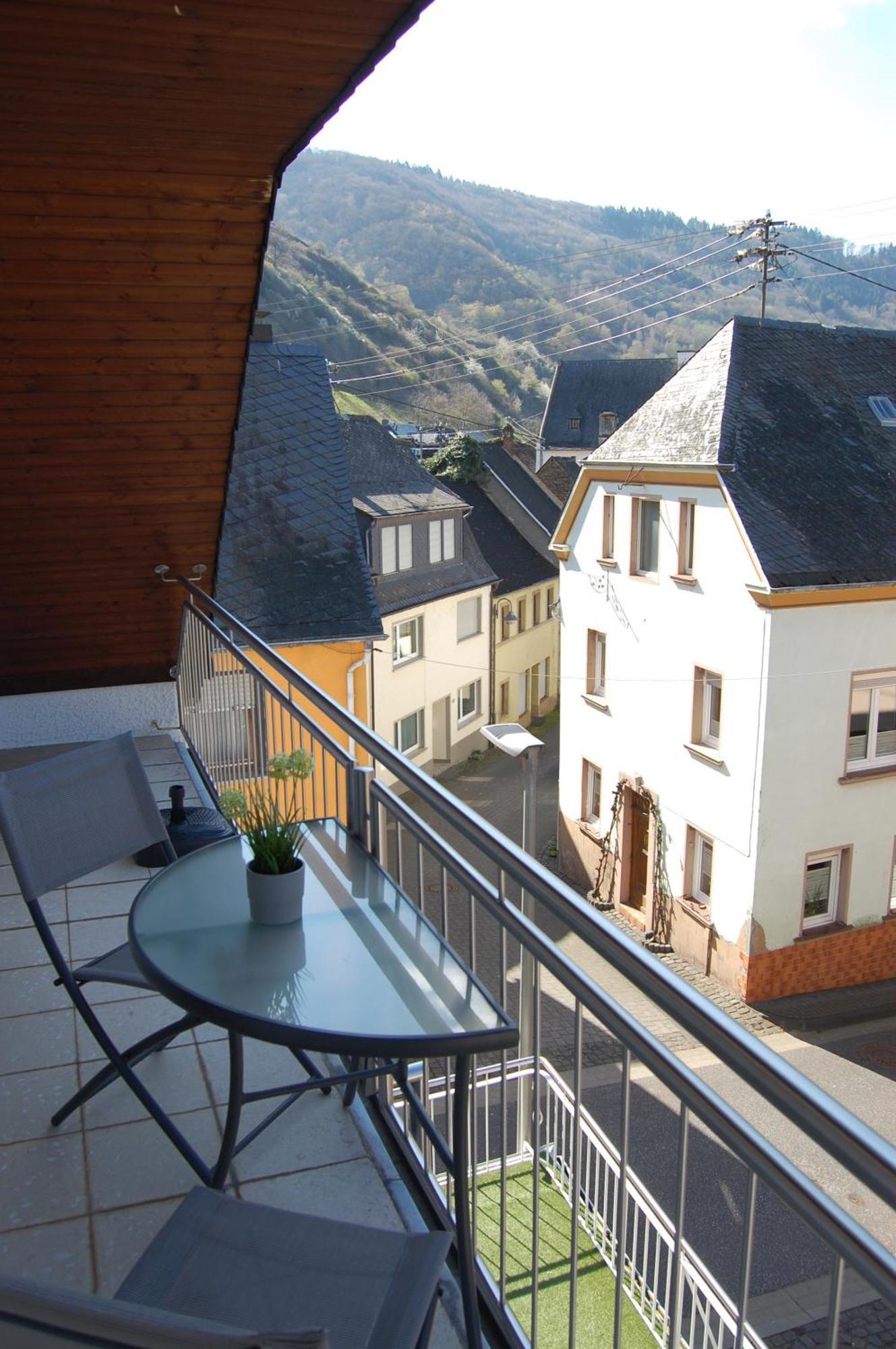 Ferienwohnung An Der Mosel, Romeo Зенгайм Екстер'єр фото